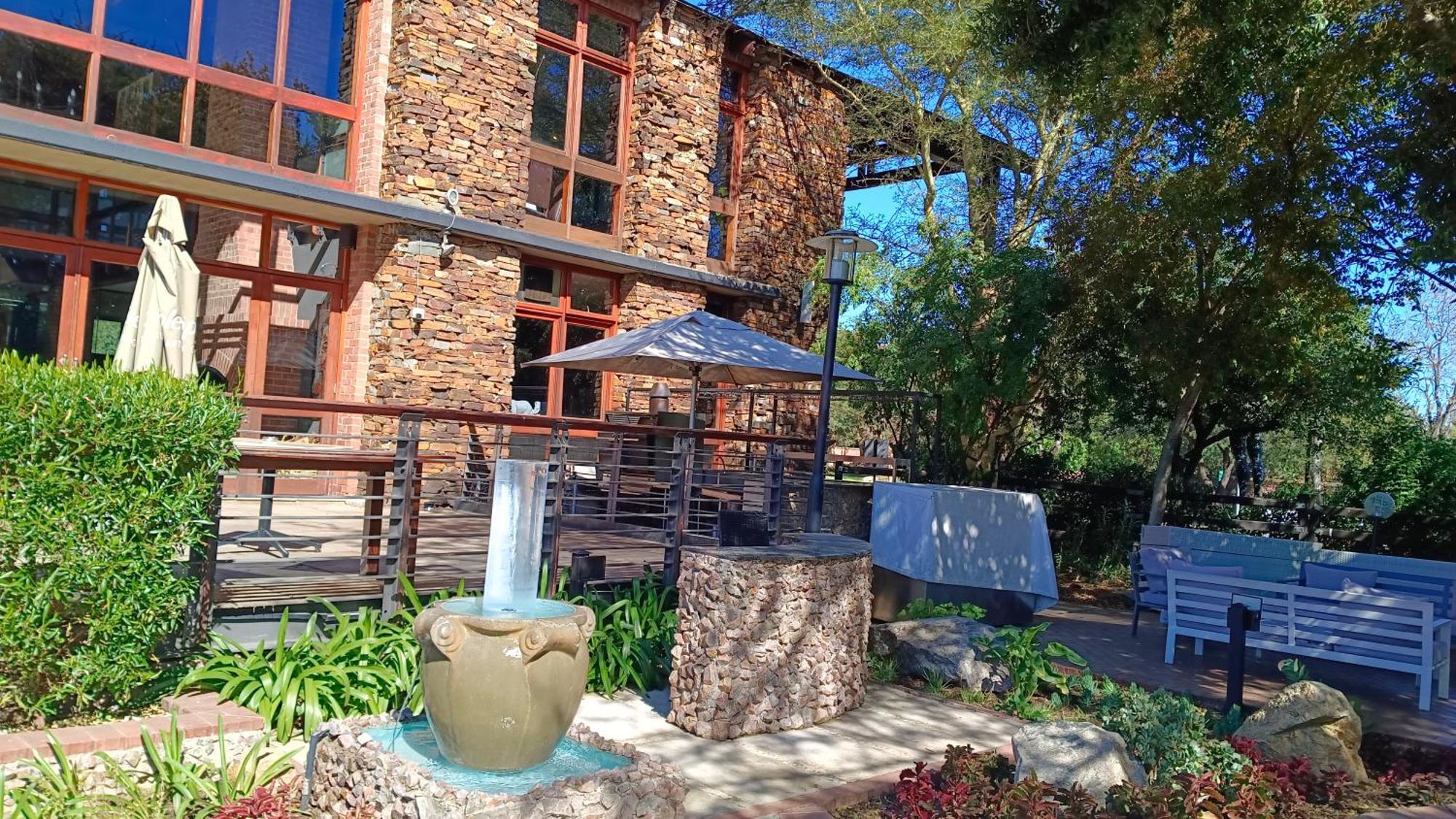 Riboville Boutique Hotel And Restaurant Midrand Εξωτερικό φωτογραφία
