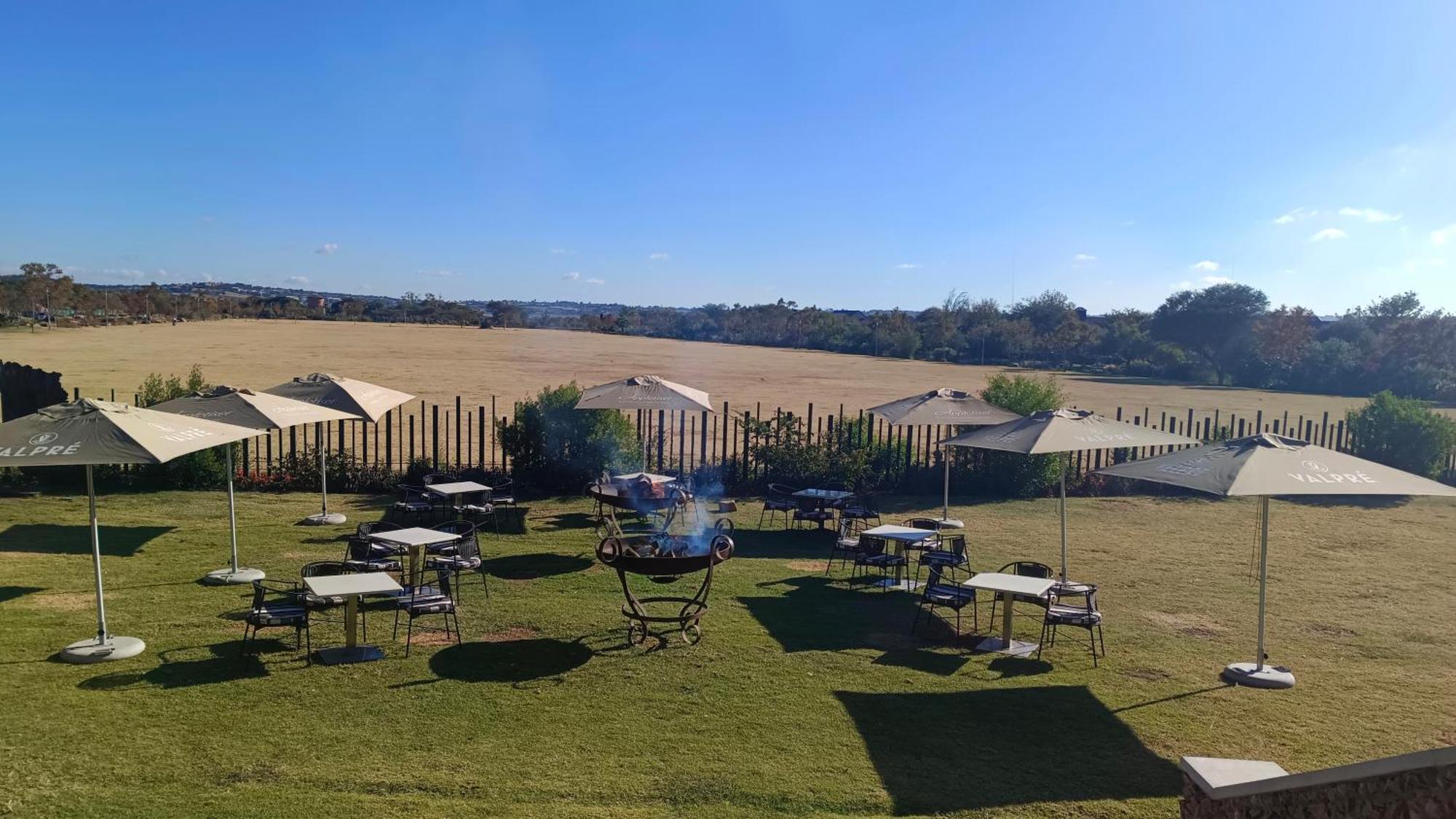 Riboville Boutique Hotel And Restaurant Midrand Εξωτερικό φωτογραφία